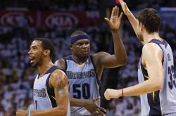 孟菲斯灰熊发布备战花絮，转会期遗憾出局，亚冠任务艰巨，纪律约束更严格的简单介绍